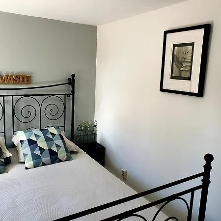 Quinta Do Castanheiro Couette-café 3*