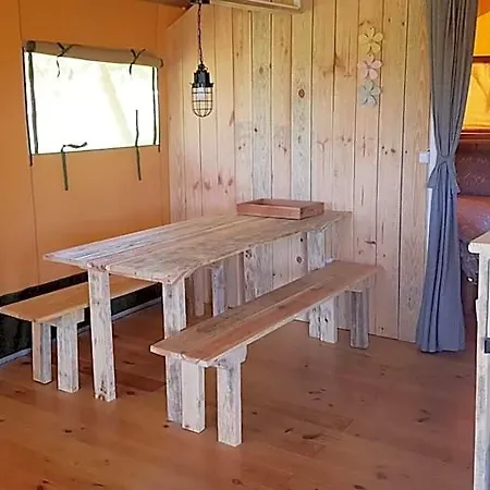 Quinta Do Castanheiro Bed & Breakfast