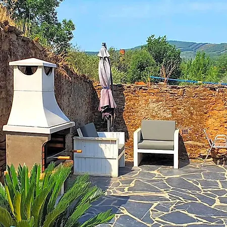 Quinta Do Castanheiro Bed & Breakfast