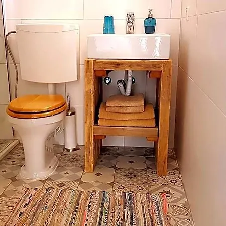 Quinta Do Castanheiro Bed & Breakfast