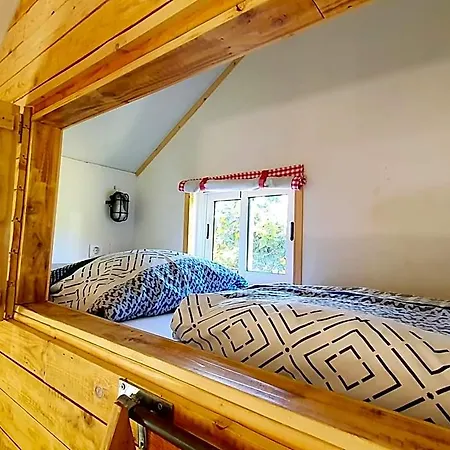 Quinta Do Castanheiro Bed & Breakfast 3*