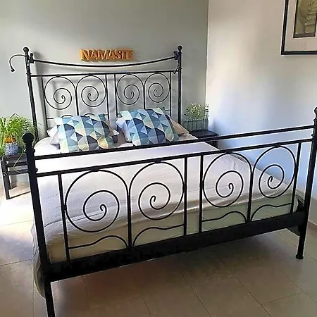 Quinta Do Castanheiro Bed & Breakfast