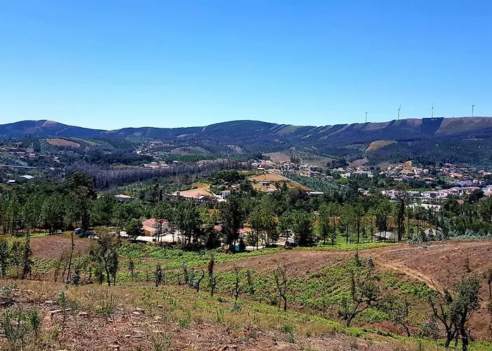 Quinta Do Castanheiro Bed & Breakfast 3*